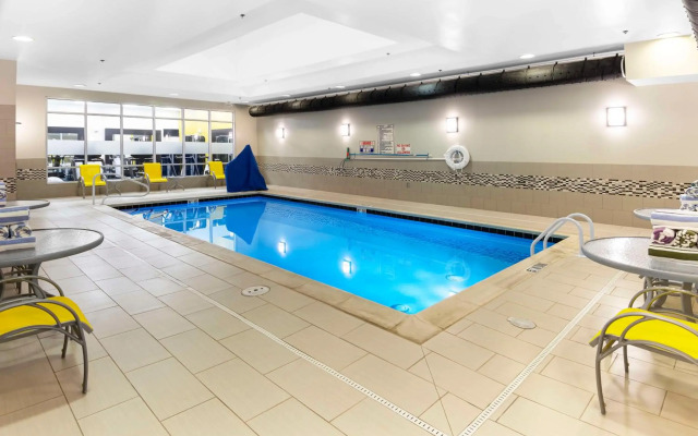 Hampton Inn & Suites Raleigh Downtown