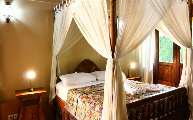 2bedroom Beachfront at Lovina Beachhouse Villas