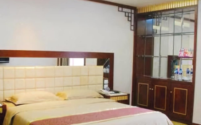Kingdom Hotel