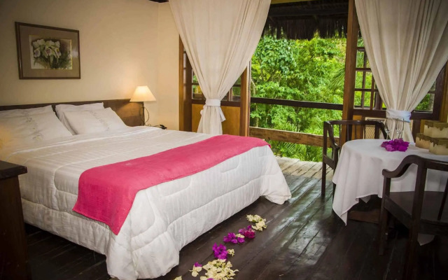 Porto Pousada Saco da Capela