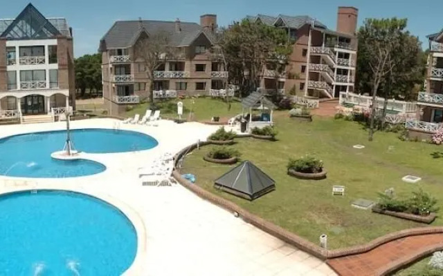 Playa Palace Resort & Spa