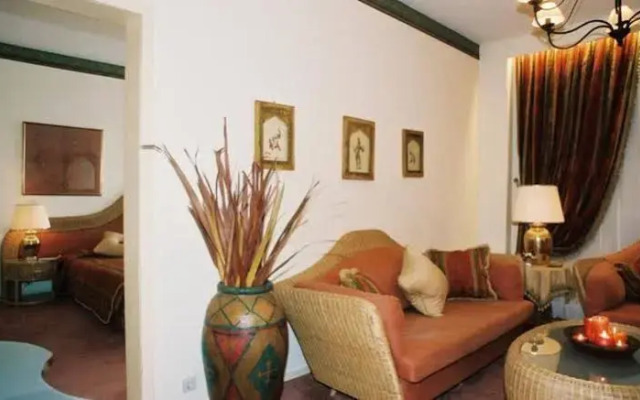 Nepheli Hotel