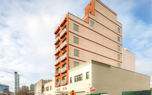 The Modernist Hotel