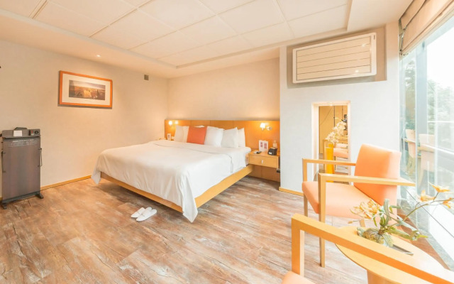 Suites Contempo