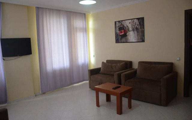 Rose Garden Apart Hotel