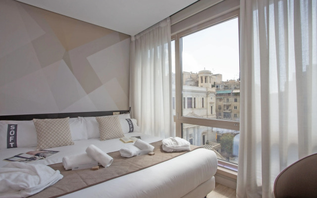 Casual Kubic Athens Hotel