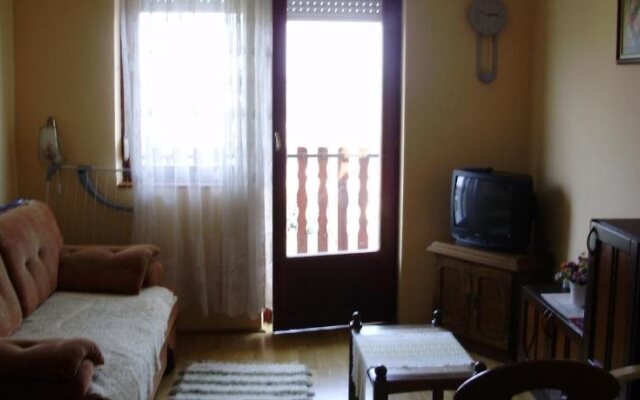 Apartman Berki