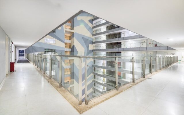 Golden Central Serviced Residence Shenzhen (Upper Hills)