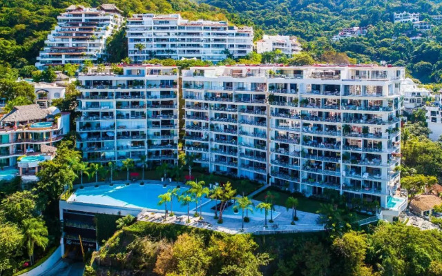 PARAMOUNT BAY 308 Great Views & Relaxing 3BR