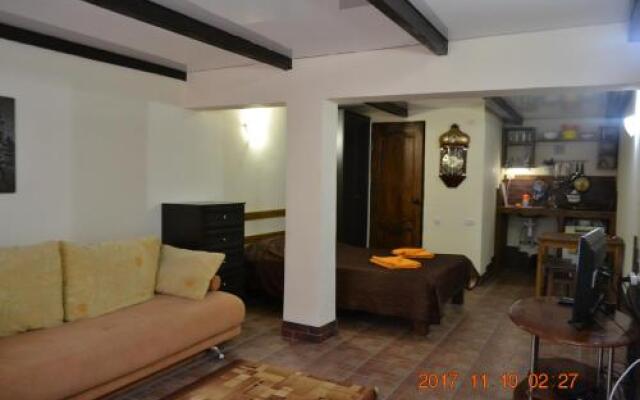 U Palycha Guest House