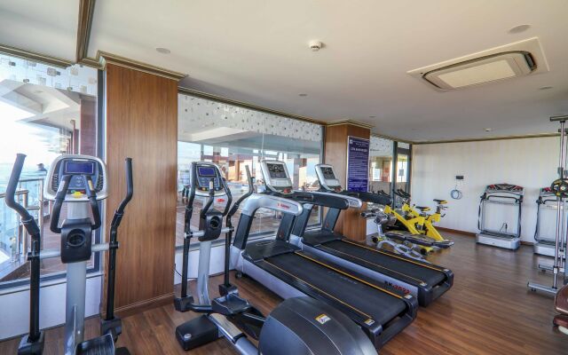 Huong Viet Hotel Quy Nhon - Beachfront