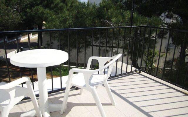 Apartamento Económico Camino Ronda - 110