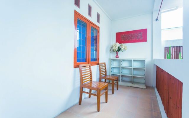 OYO 2544 Just-in Hotel