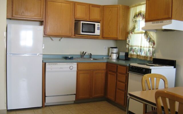 Handys Extended Stay Suites