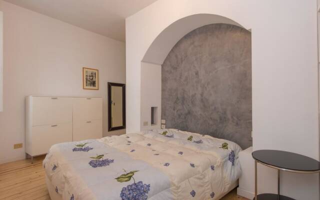 RSH Piazza Navona Terrace Hi Tech