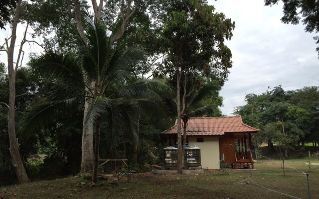 Tamarind Homestay & Camp