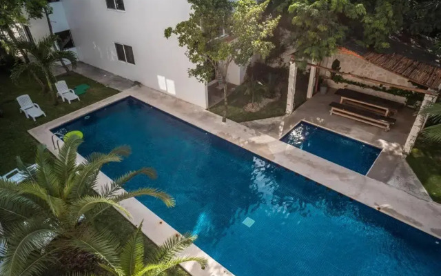 Spacious3BR*Private Rooftop/Jacuzzi*Great location