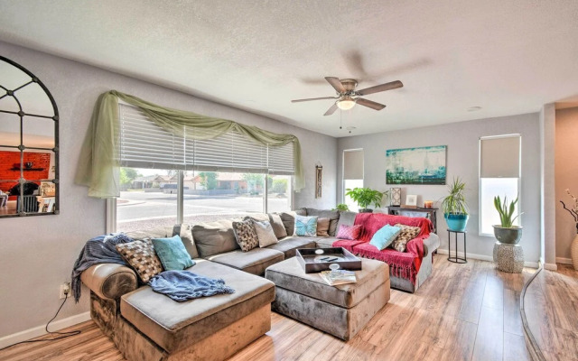 Phoenix Home w/ Sunny Backyard, Diving Pool