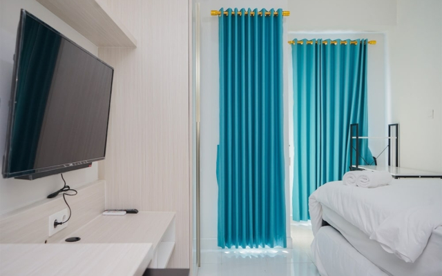 Warm And Simply Studio At Amazana Serpong Apartment