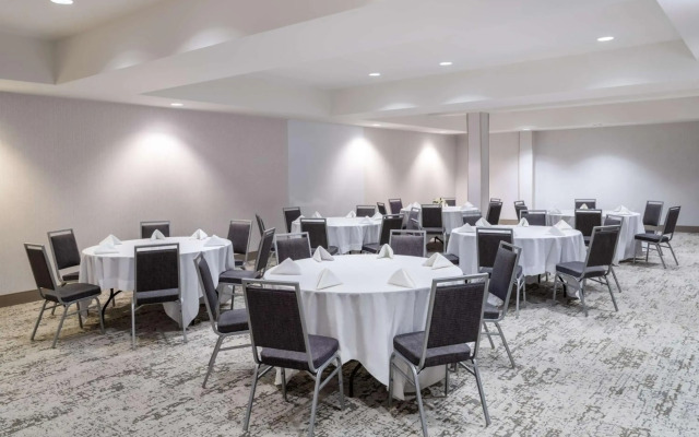 SureStay Plus Hotel by Best Western Salida