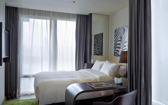 Crafa Harbour Hotel