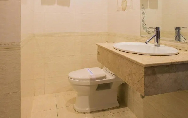 Lucky Star Hotel 266 De Tham