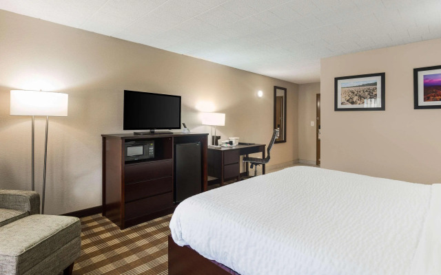 Pocono Inn & Banquet