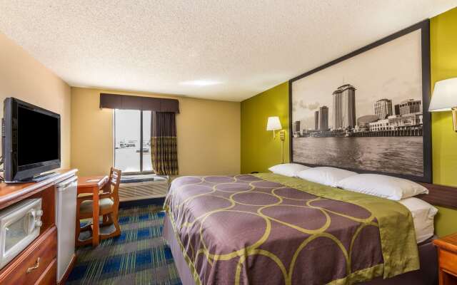 Super 8 by Wyndham Sulphur Lake Charles