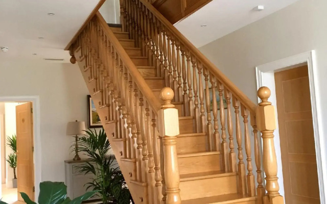 Mourne Country House