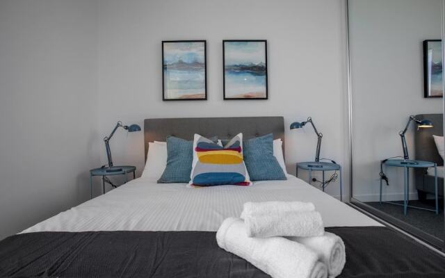[Modern City] Comfy and warm Apt@Parkville+Carpark