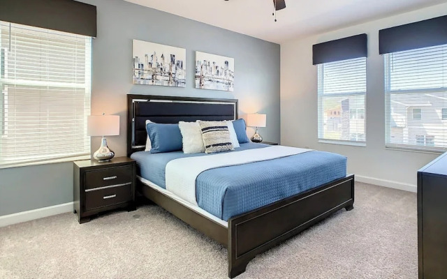 Storey Lake 6BR Private Pool Spa Waterpark/disney