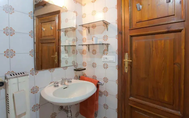 Rental in Rome Arco Ciambella Loft