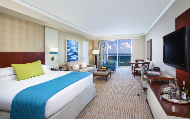 Trump International Beach Resort - Image 6