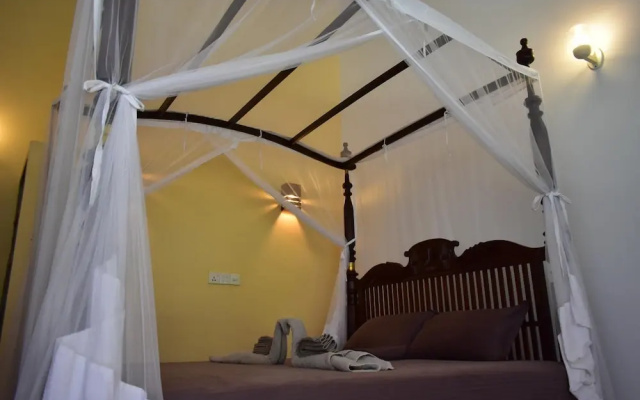 Thambili cabanas