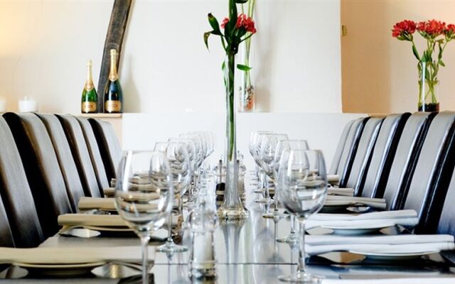 The Case Restaurant with Rooms
