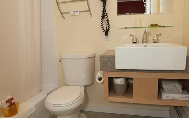 Sleep Woodstock Motel