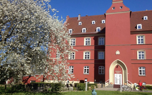 Hotel Schloss Spyker