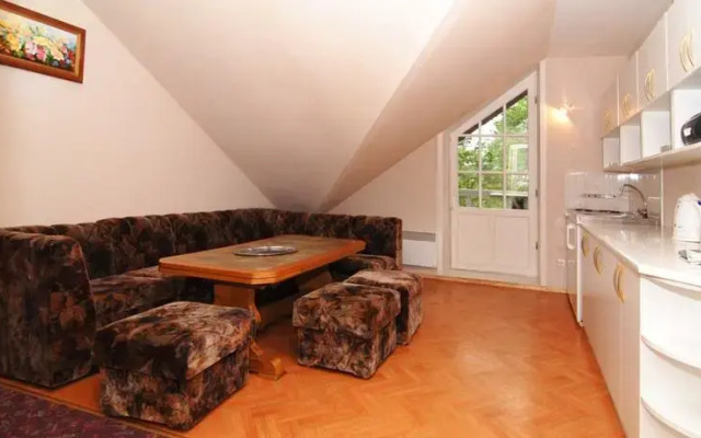 Meilės Lagūna apartamentai, Lagūna