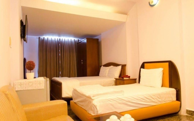 Thai Binh Hotel 2 – Guest Rooms – Ho Chi Minh City