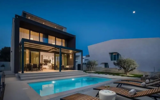Villa Acacia