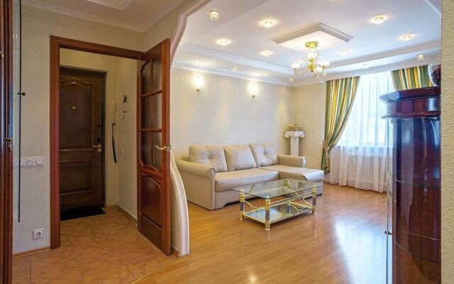 Lux Apartments Bolshaya Spasskaya