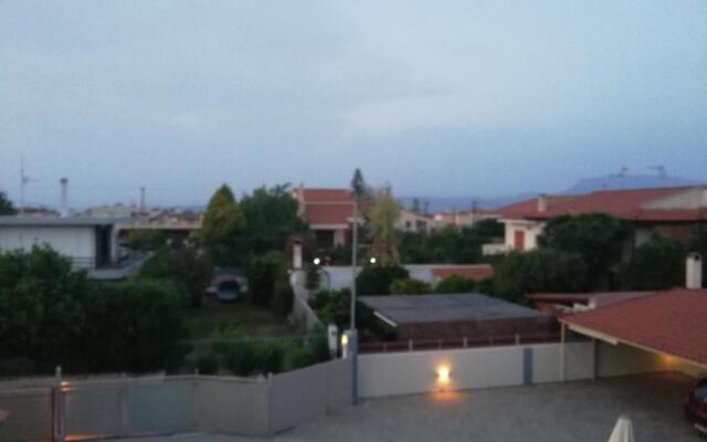 Rea's House Vrachati