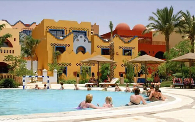 The Grand Makadi