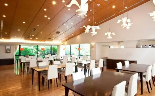 Shiki Resort Gora Saika