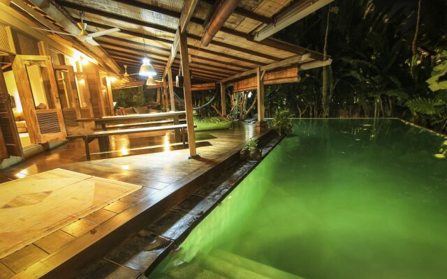 Rumah Nyaman Villa
