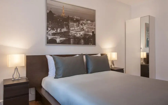 LMVR - LuxApt 3 - 7 bedrooms 2 bathrooms