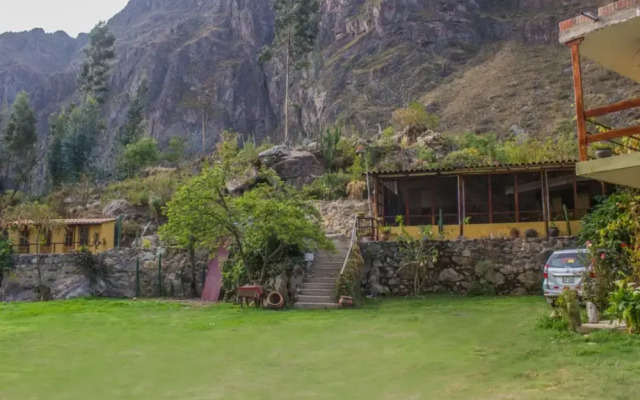 Secret Valley House