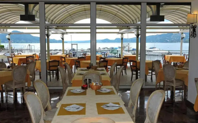 Capri Hotel
