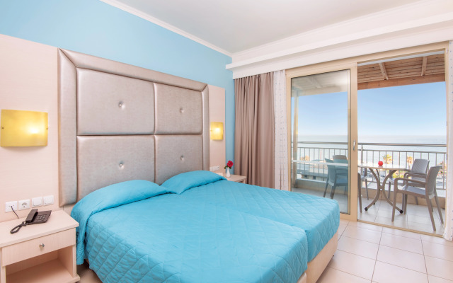 Grand Blue Beach Hotel