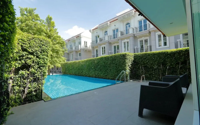 3 Bedrooms Central Bangkok - Perfect Home